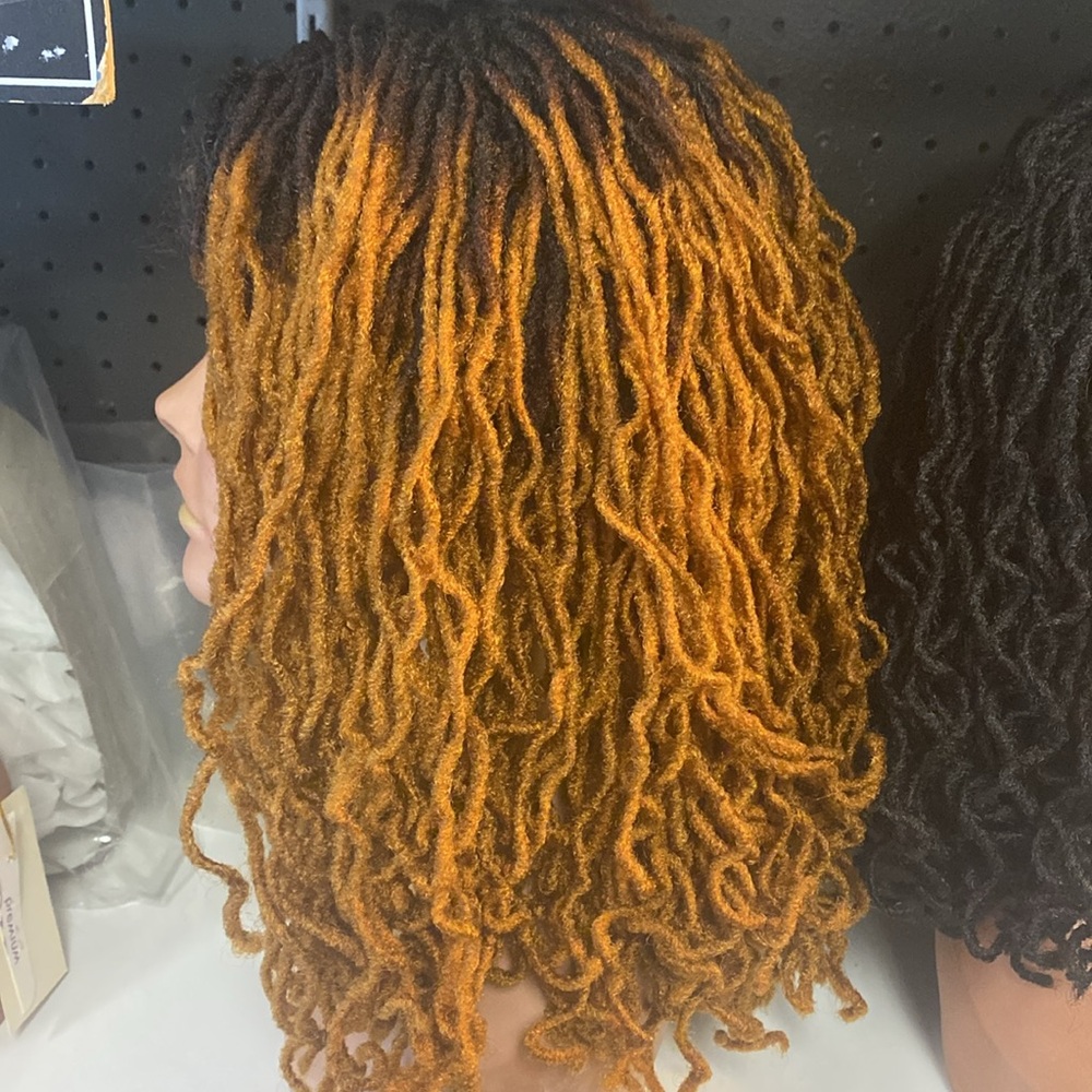 Lock Wigs - Picture 2 of 12